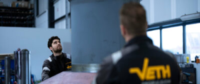 Veth employees manufacturing